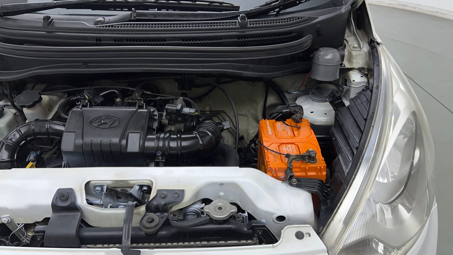 Used 2017 Hyundai Eon Magna + Petrol Manual engine ENGINE LEFT SIDE VIEW