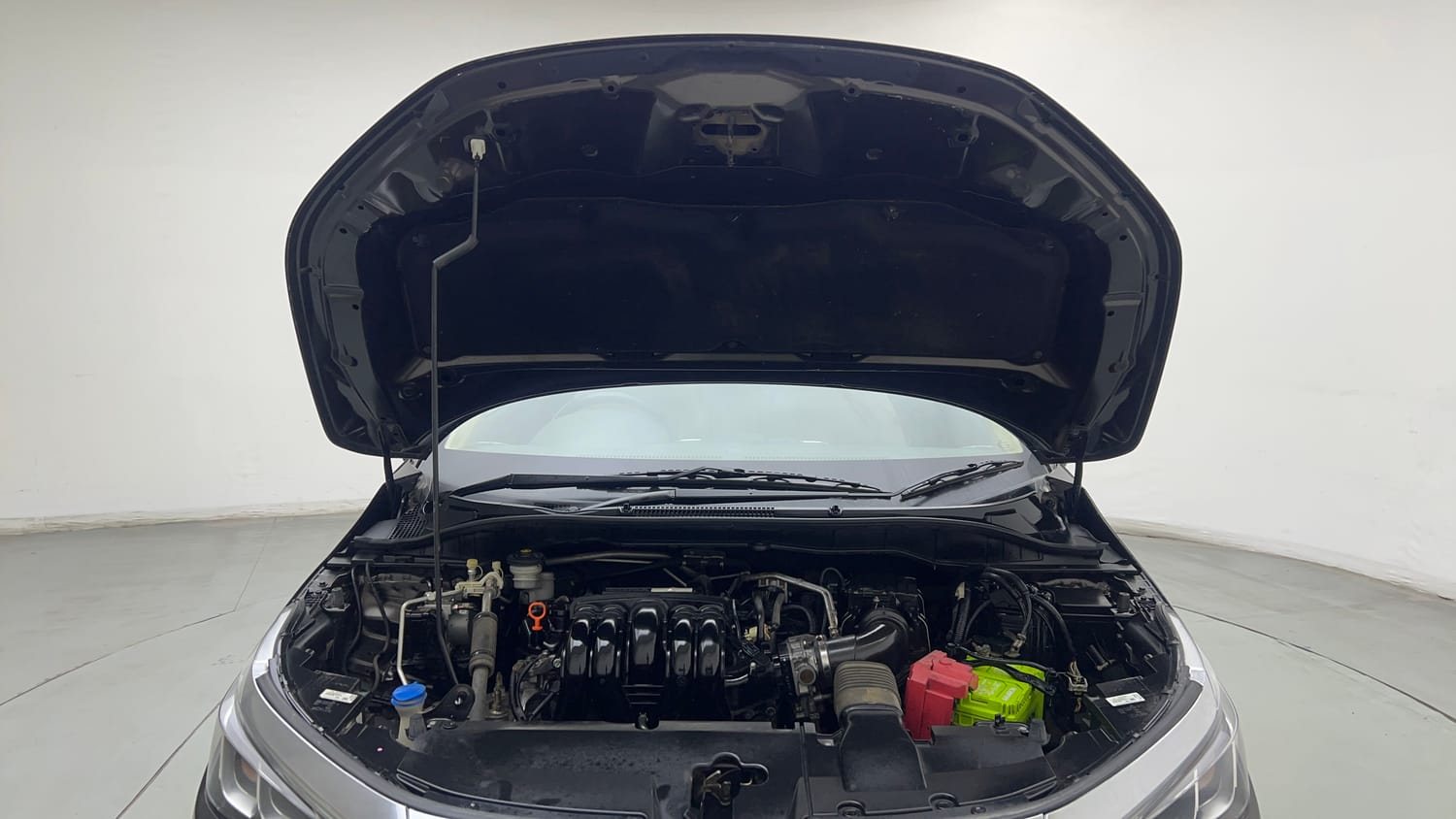 Used 2021 Honda City VX CVT Petrol Petrol Automatic engine ENGINE & BONNET OPEN FRONT VIEW