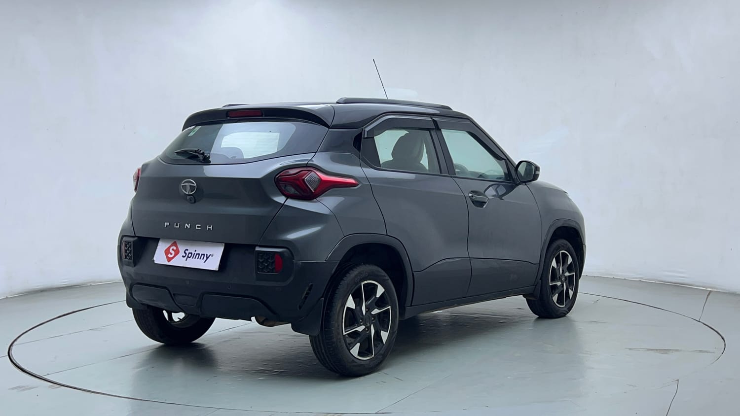 Used 2022 Tata Punch Creative MT Petrol Manual exterior RIGHT REAR CORNER VIEW