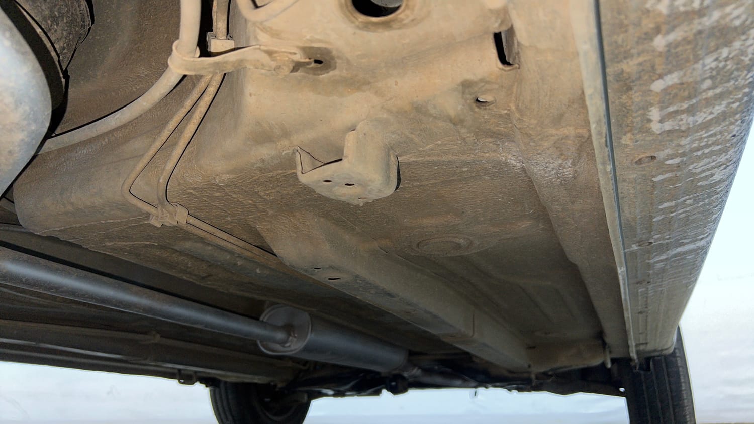 Used 2016 Maruti Suzuki Celerio VXi Petrol Manual extra REAR RIGHT UNDERBODY VIEW