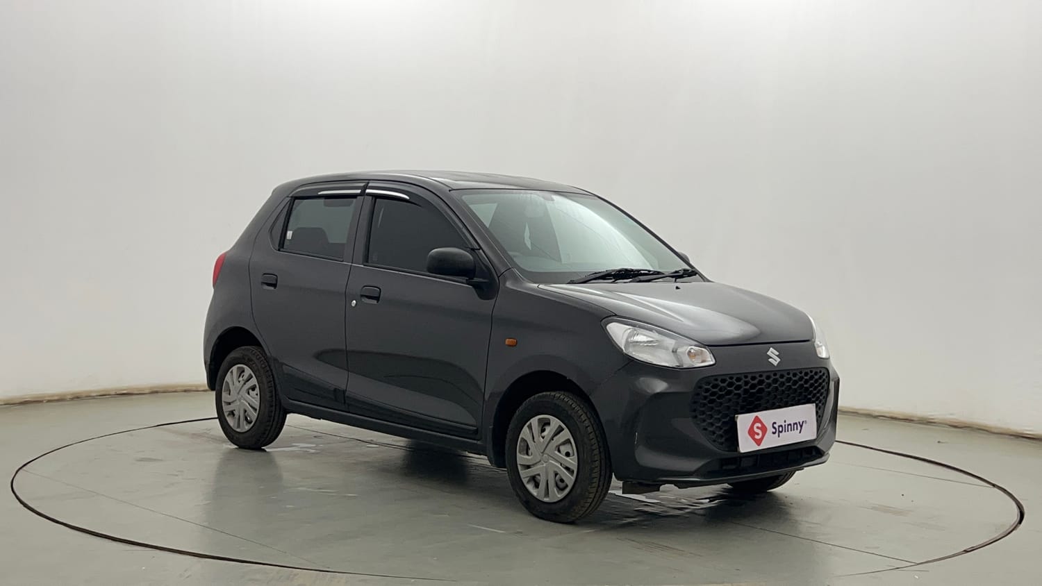 Used 2026 Maruti Suzuki Alto K10 LXi (O) Petrol Manual exterior RIGHT FRONT CORNER VIEW