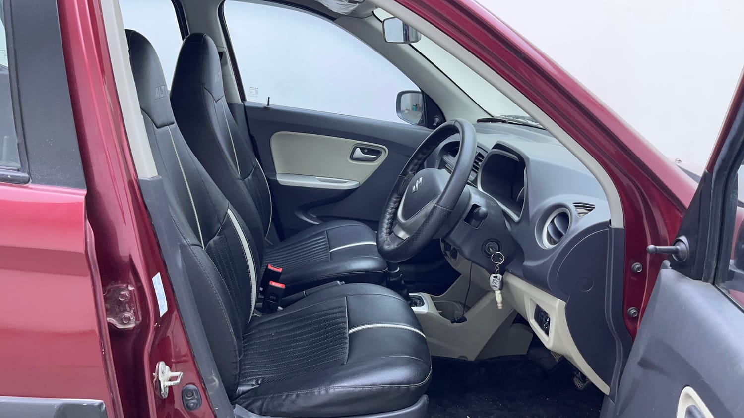 Used 2019 Maruti Suzuki Alto K10 VXi Petrol Manual interior RIGHT SIDE FRONT DOOR CABIN VIEW
