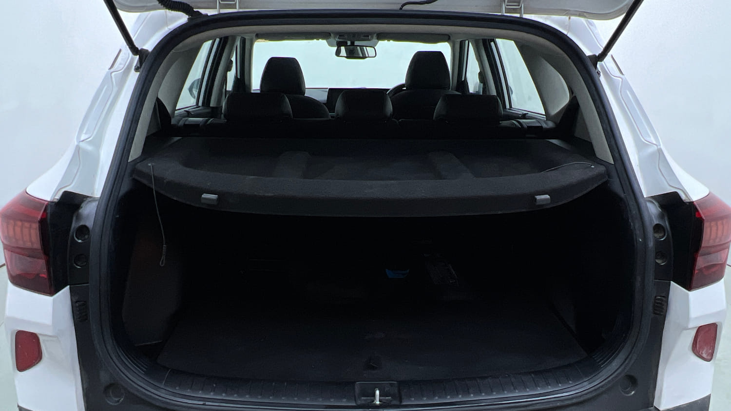 Used 2020 Kia Seltos GTX Plus AT 1.5 Diesel Diesel Automatic interior DICKY INSIDE VIEW
