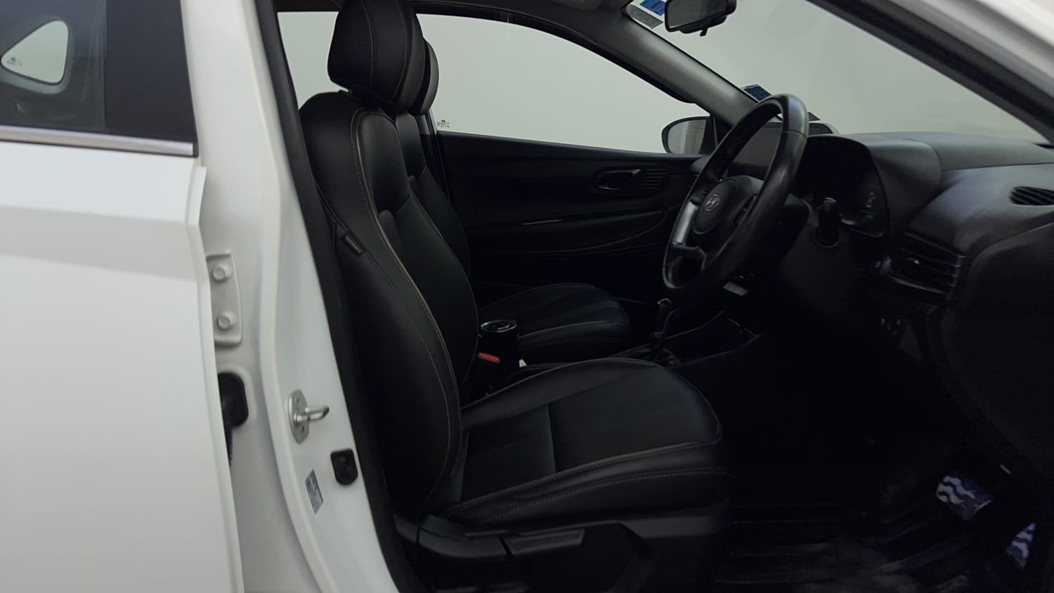 Used 2023 Hyundai New i20 Asta (O) 1.0 Turbo DCT Petrol Automatic interior RIGHT SIDE FRONT DOOR CABIN VIEW