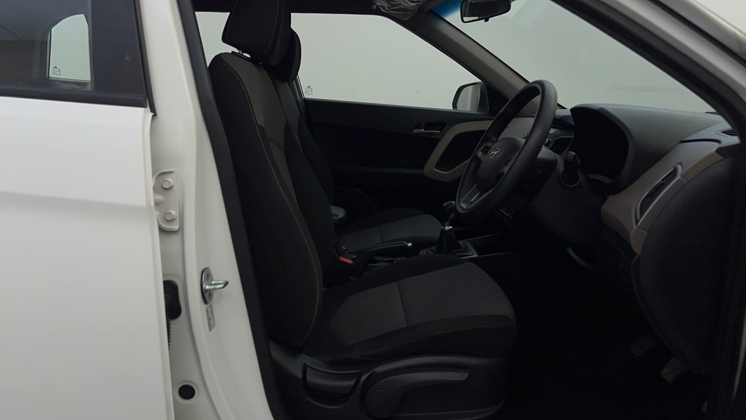 Used 2016 Hyundai Creta 1.6 SX Plus Petrol Petrol Manual interior RIGHT SIDE FRONT DOOR CABIN VIEW