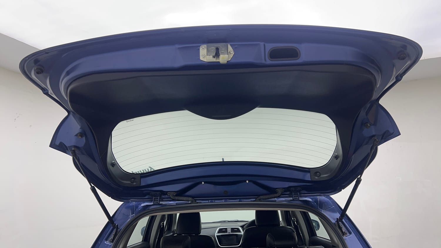 Used 2021 Maruti Suzuki S-Cross Alpha AT Petrol Automatic interior DICKY DOOR OPEN VIEW