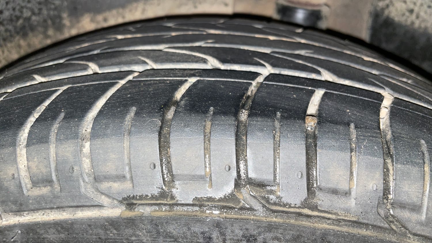 Used 2017 Hyundai Creta 1.6 SX Plus AT Petrol Petrol Automatic tyres LEFT REAR TYRE TREAD VIEW