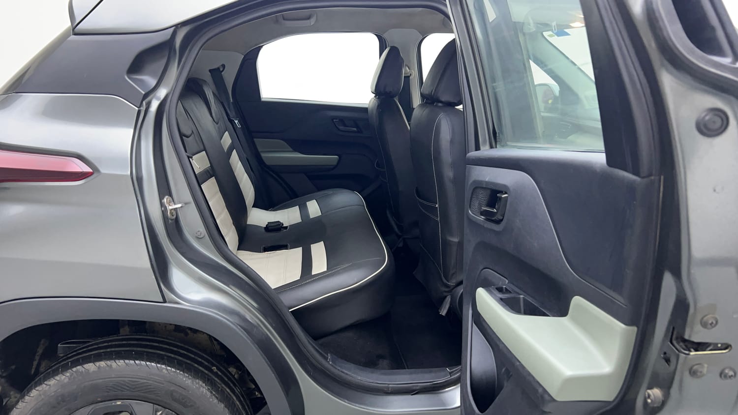 Used 2022 Tata Punch Adventure MT Petrol Manual interior RIGHT SIDE REAR DOOR CABIN VIEW