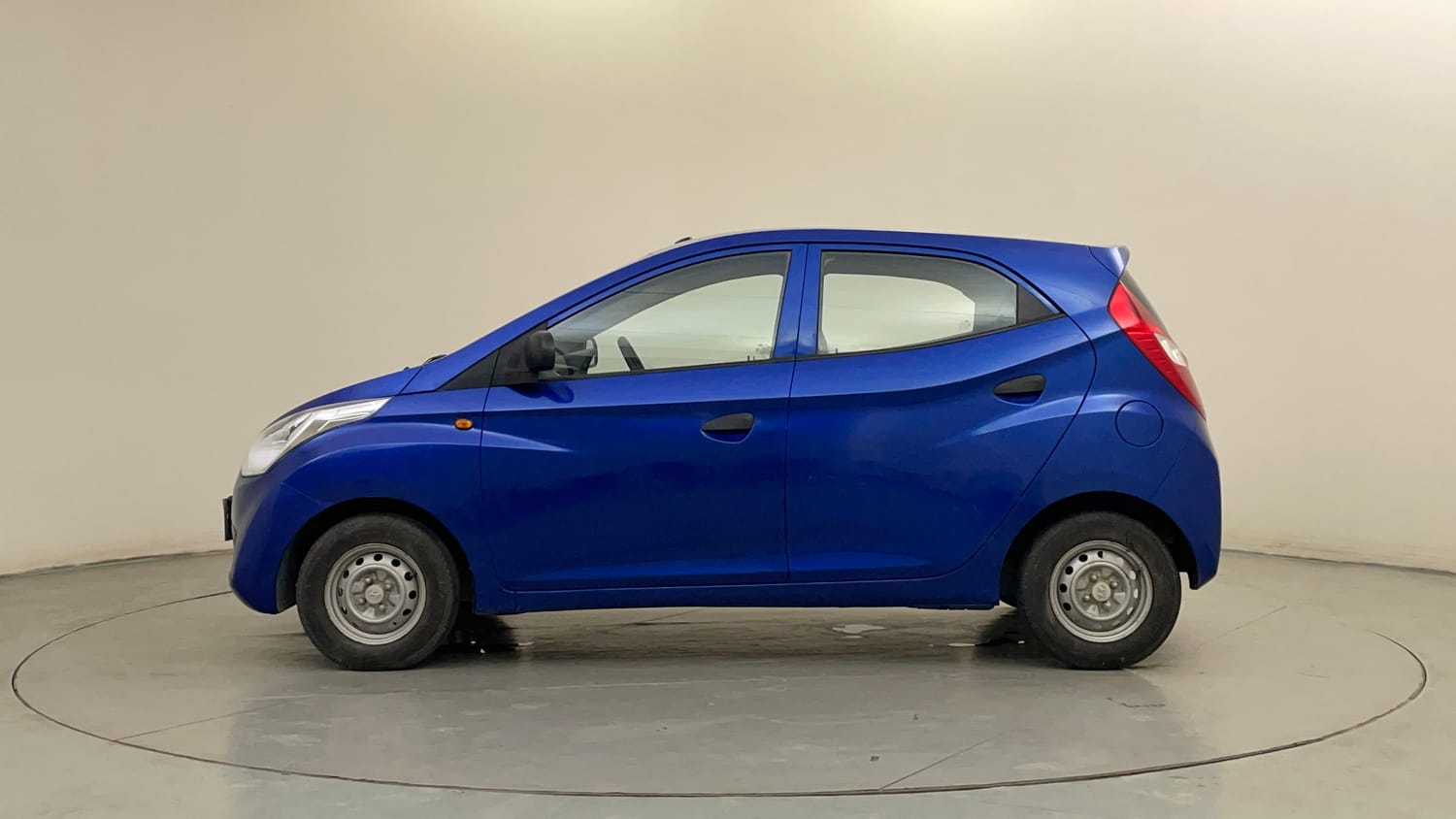 Used 2013 Hyundai Eon Era + Petrol Manual exterior LEFT SIDE VIEW