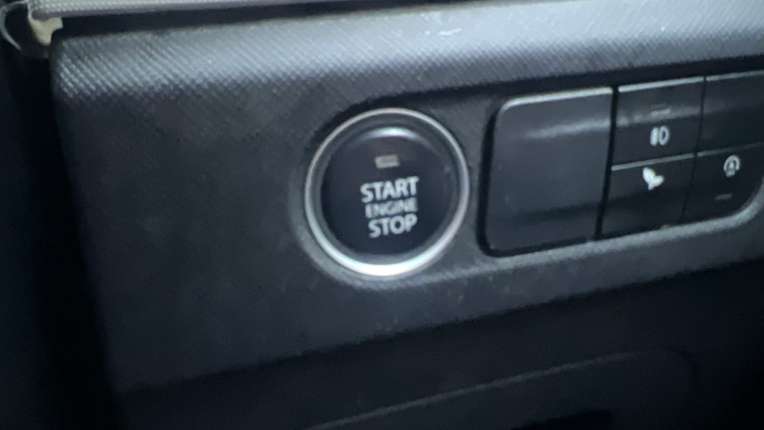 Used 2022 Tata Punch Creative MT Petrol Manual top_features Keyless start