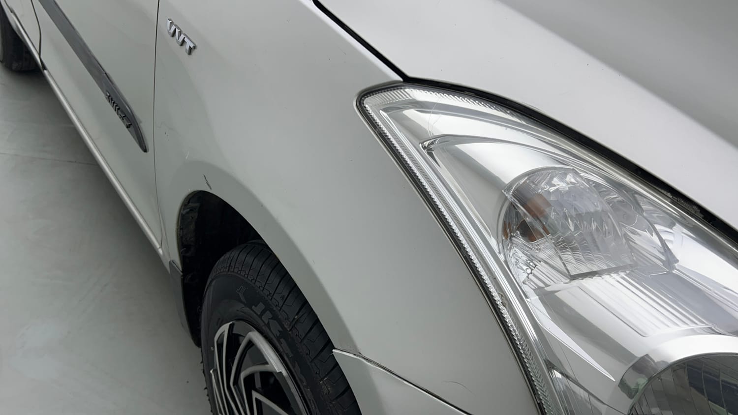 Used 2016 Maruti Suzuki Swift VXI (O) Petrol Manual dents MINOR DENT