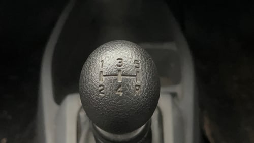Used 2016 Maruti Suzuki Alto 800 Lxi Petrol Manual interior GEAR  KNOB VIEW