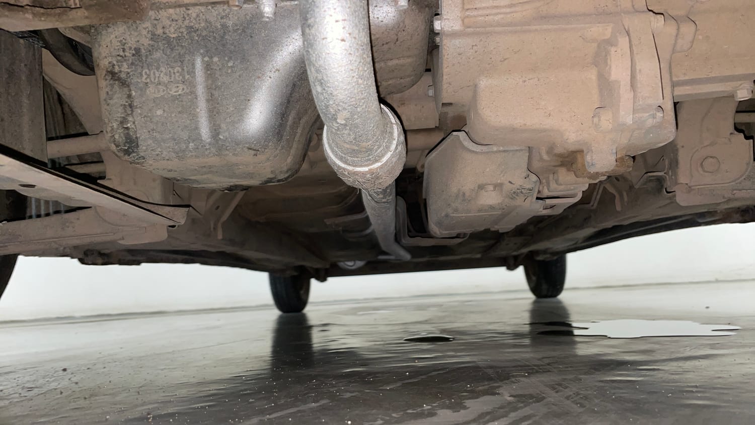 Used 2013 Hyundai Eon Era + Petrol Manual extra FRONT LEFT UNDERBODY VIEW