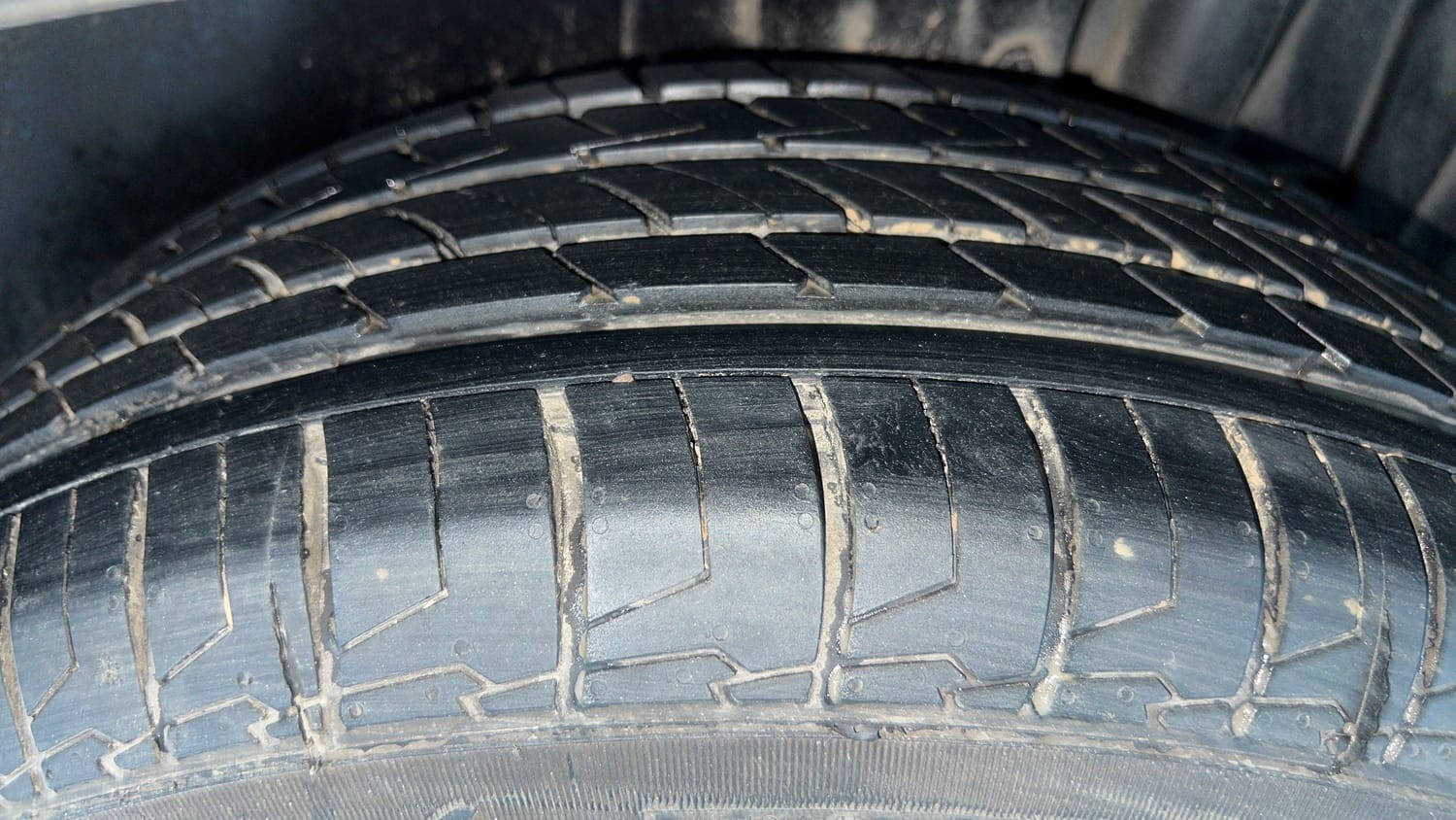 Used 2021 Maruti Suzuki S-Cross Alpha AT Petrol Automatic tyres LEFT REAR TYRE TREAD VIEW