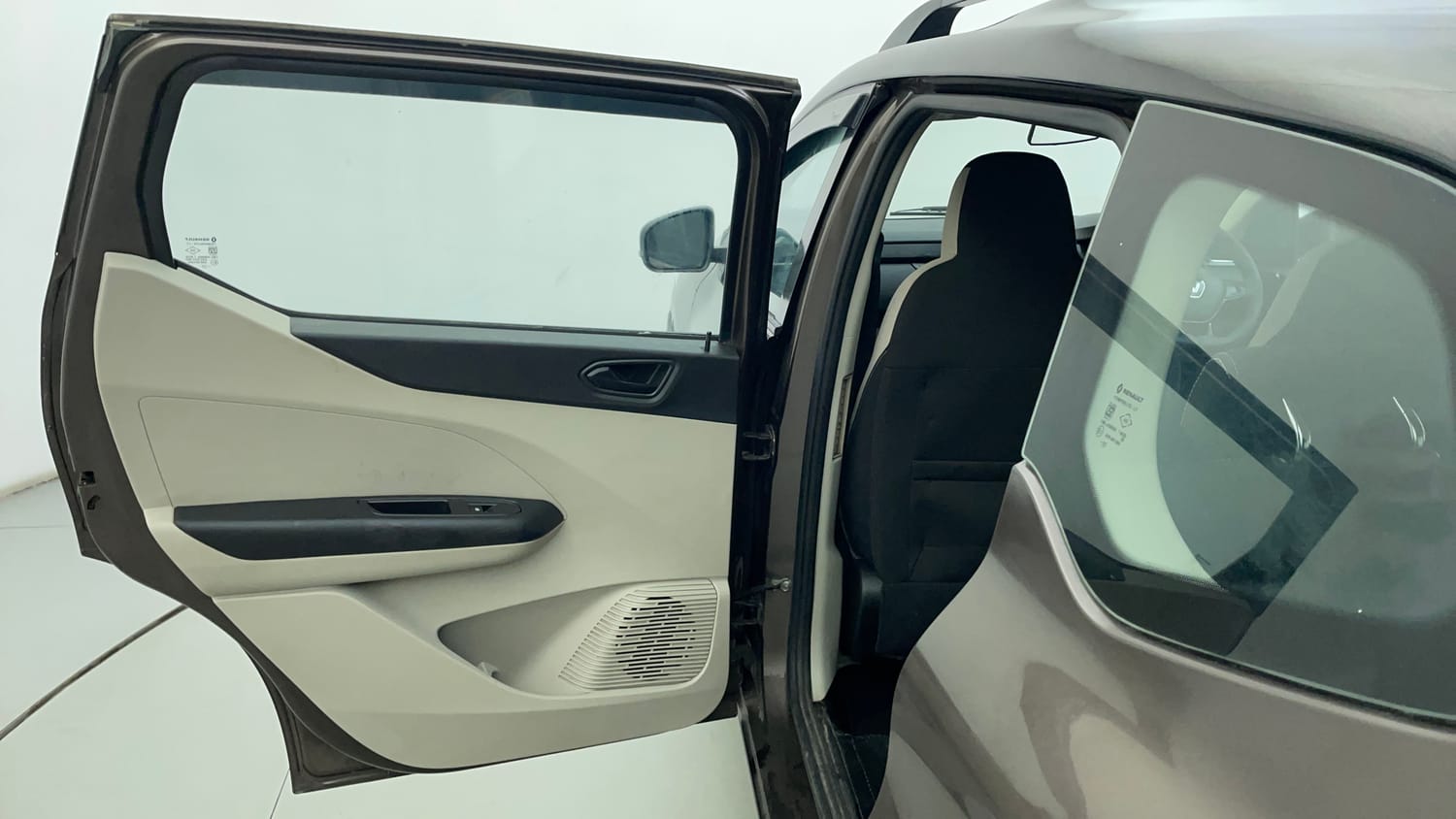 Used 2022 Renault Triber RXT Petrol Manual interior LEFT REAR DOOR OPEN VIEW