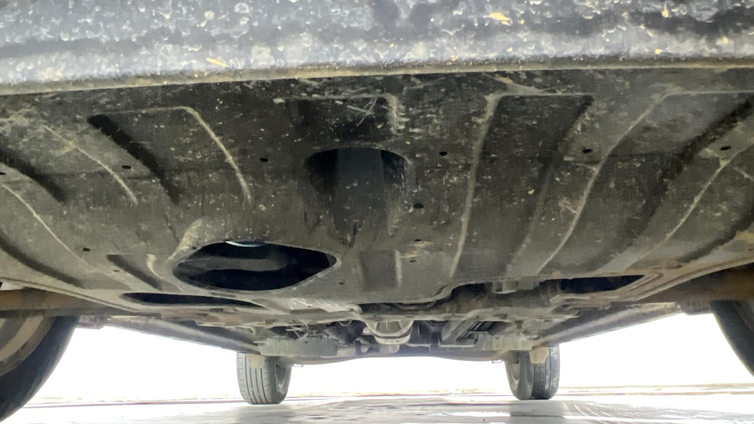 Used 2026 Kia Seltos GTX Plus 1.5 Turbo Petrol DCT Petrol Automatic extra FRONT LEFT UNDERBODY VIEW