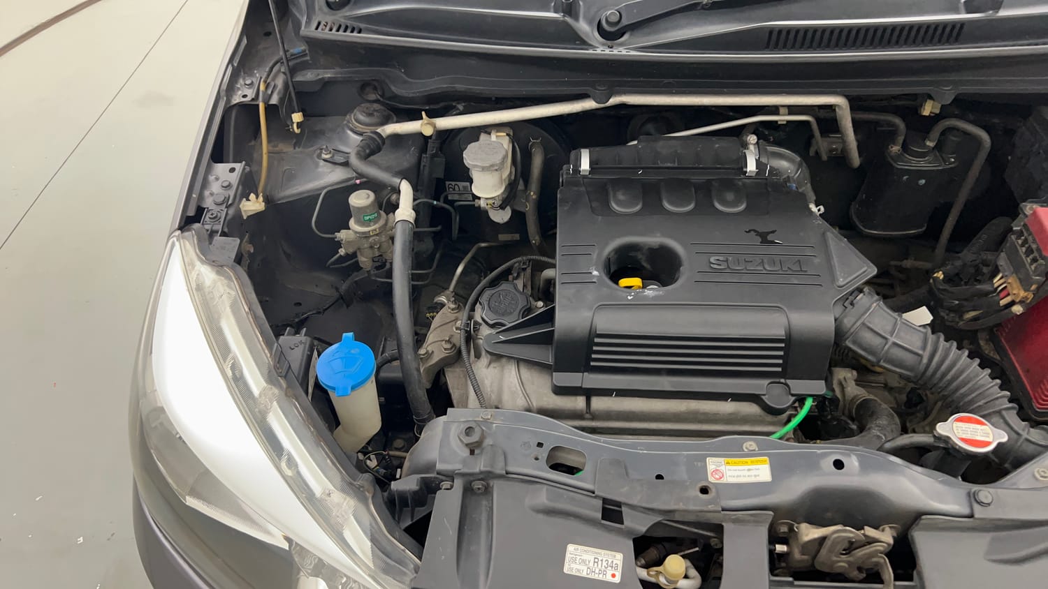 Used 2014 Maruti Suzuki Celerio LXi Petrol Manual engine ENGINE RIGHT SIDE VIEW