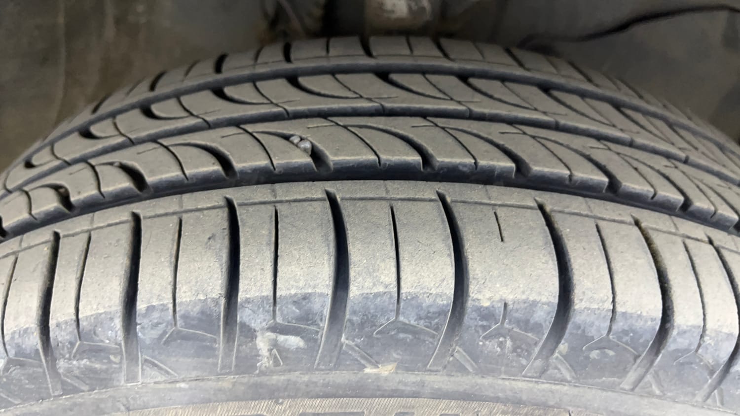 Used 2019 Honda Amaze 1.2 S MT Petrol Petrol Manual tyres RIGHT FRONT TYRE TREAD VIEW