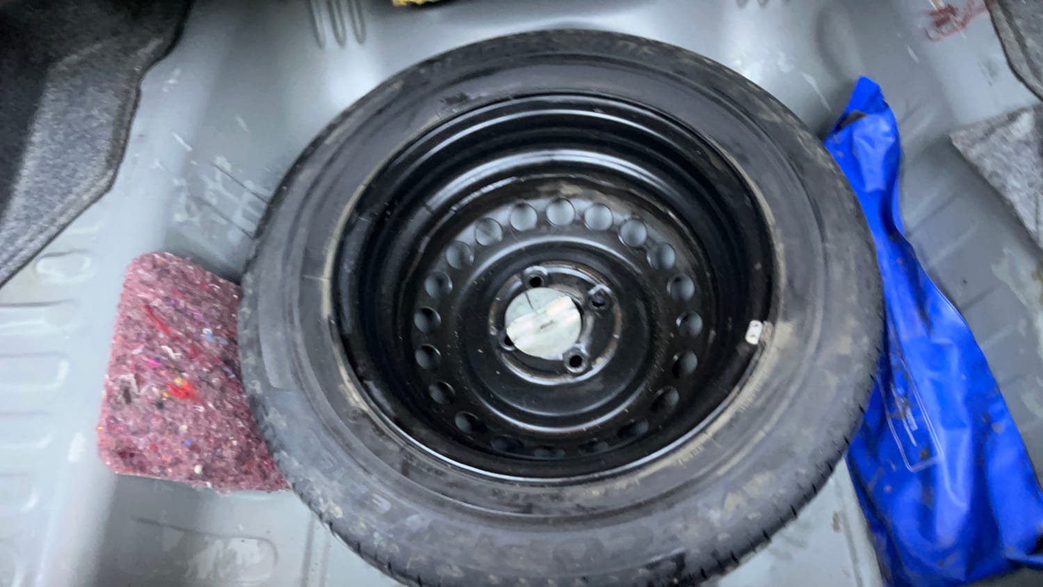 Used 2019 Honda Amaze 1.2 S MT Petrol Petrol Manual tyres SPARE TYRE VIEW