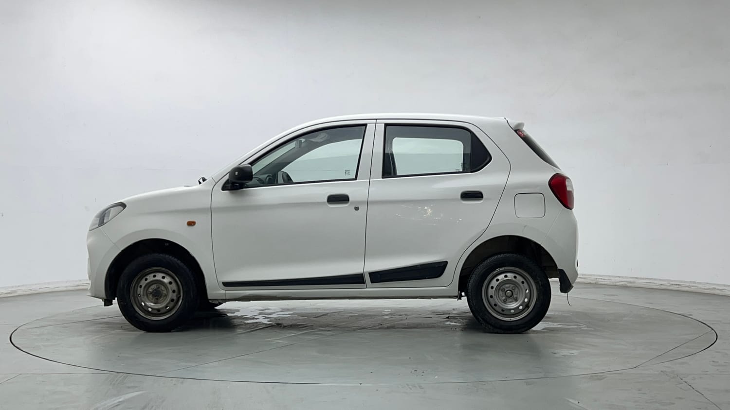 Used 2023 Maruti Suzuki Alto K10 LXi Petrol Manual exterior LEFT SIDE VIEW