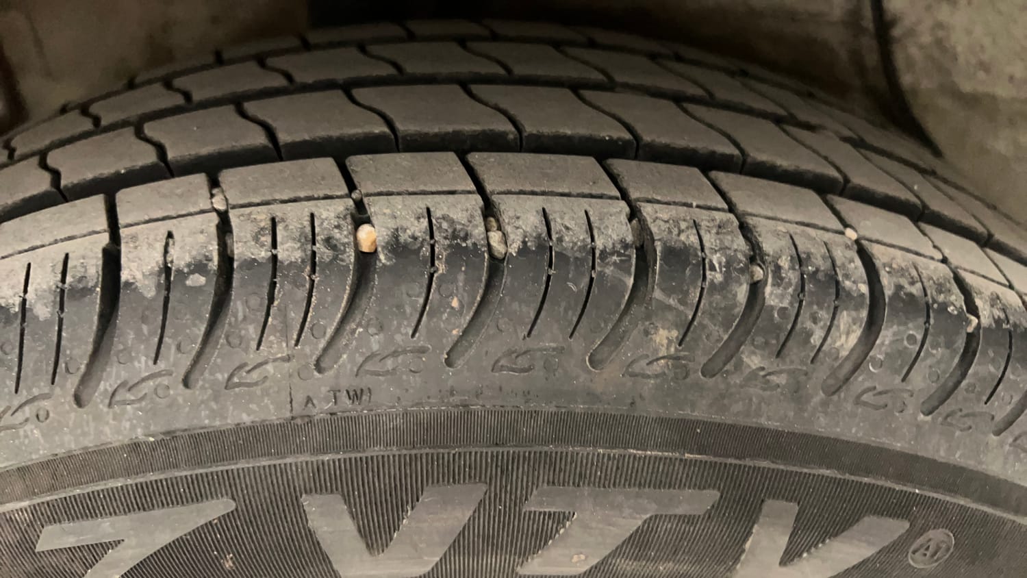 Used 2019 Maruti Suzuki Celerio VXi AMT Petrol Automatic tyres RIGHT REAR TYRE TREAD VIEW
