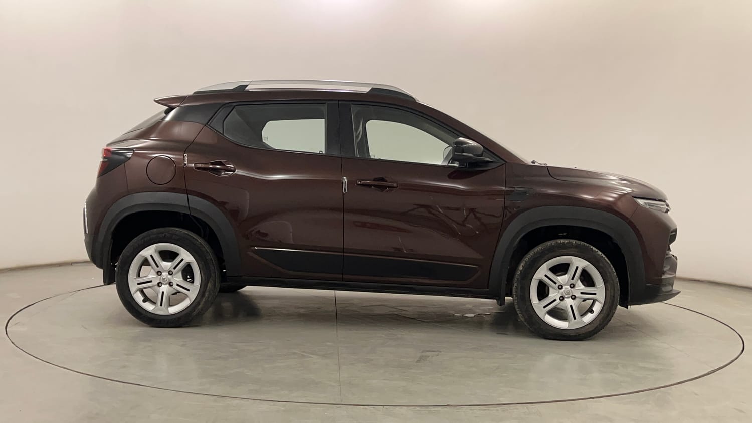 Used 2021 Renault Kiger RXT Turbo CVT Petrol Automatic exterior RIGHT SIDE VIEW