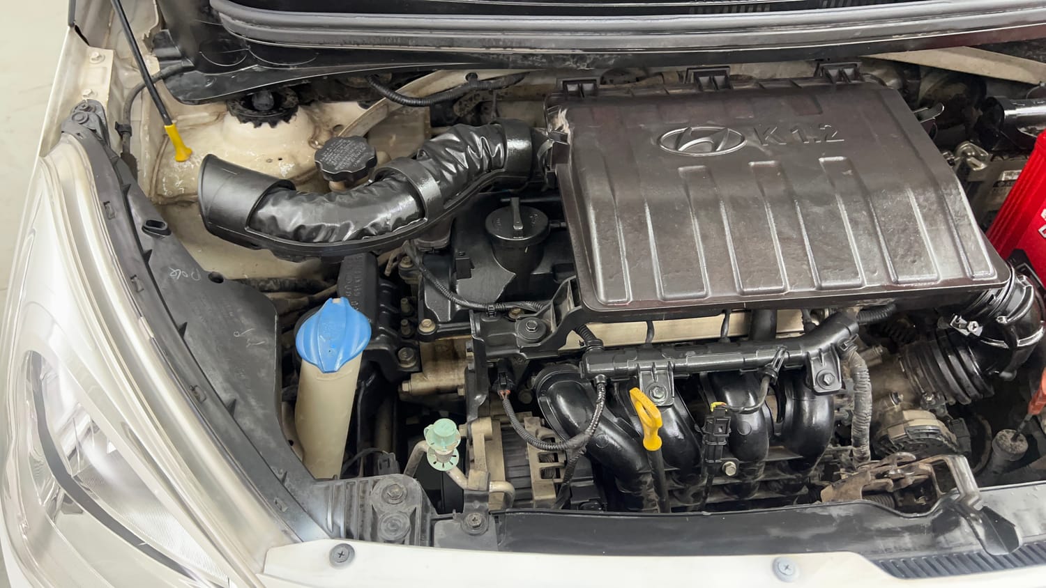 Used 2016 Hyundai Grand i10 Asta AT 1.2 Kappa VTVT (O) Petrol Automatic engine ENGINE RIGHT SIDE VIEW