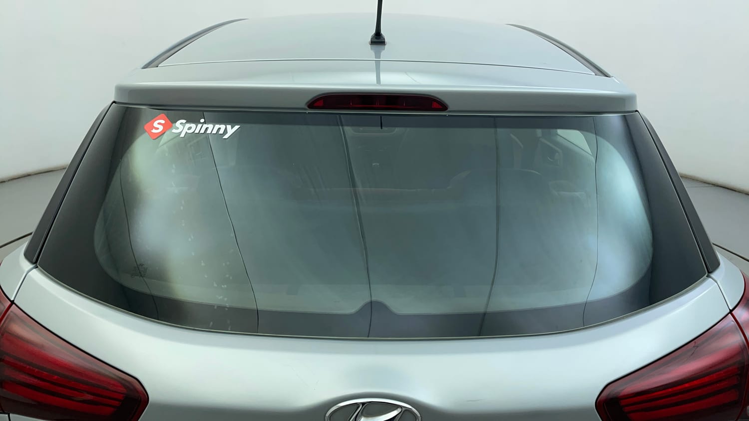 Used 2019 Hyundai Elite i20 Magna Plus 1.2 + CNG (Outside Fitted) Cng Manual exterior BACK WINDSHIELD VIEW