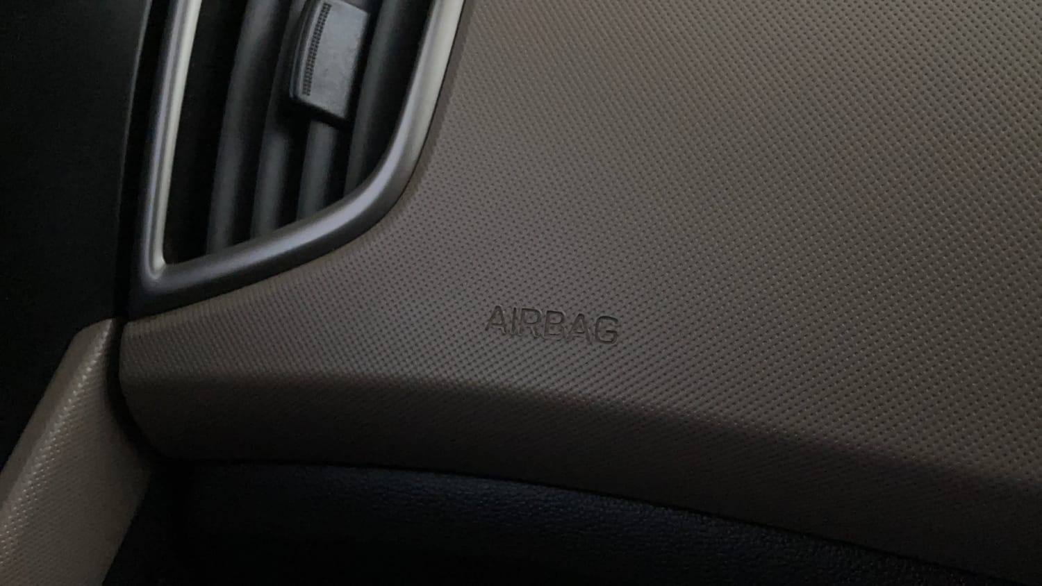 Used 2017 Hyundai Creta 1.6 SX Plus AT Petrol Petrol Automatic top_features Airbags