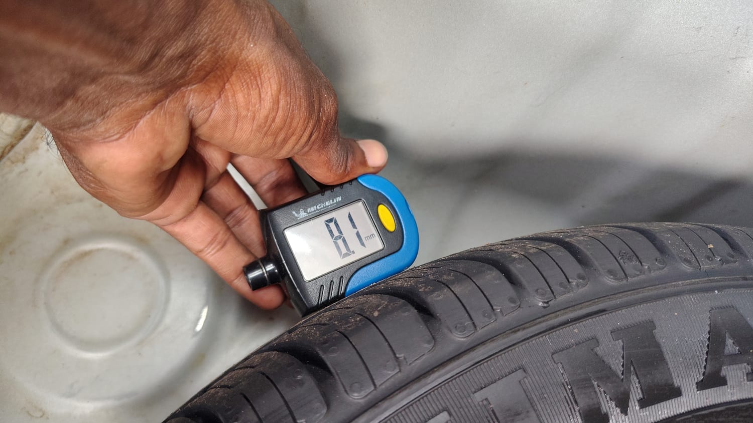 Used 2018 Hyundai Grand i10 Magna U2 1.2 CRDi Diesel Manual tyres LEFT REAR TYRE TREAD VIEW