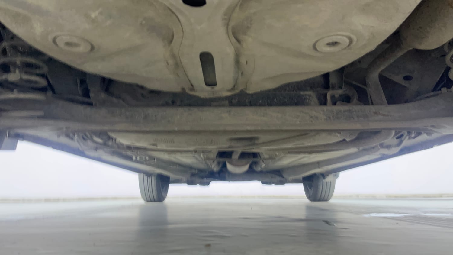 Used 2017 Maruti Suzuki Baleno Delta 1.2 Petrol Manual extra REAR UNDERBODY VIEW (TAKEN FROM REAR)