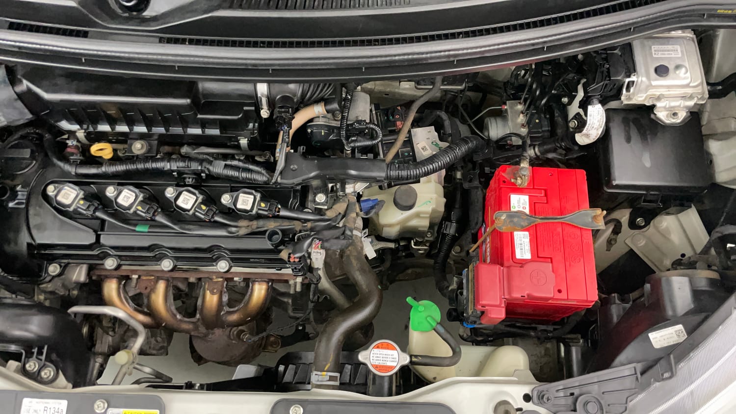 Used 2019 Maruti Suzuki Wagon R VXi 1.2 AMT Petrol Automatic engine ENGINE LEFT SIDE VIEW