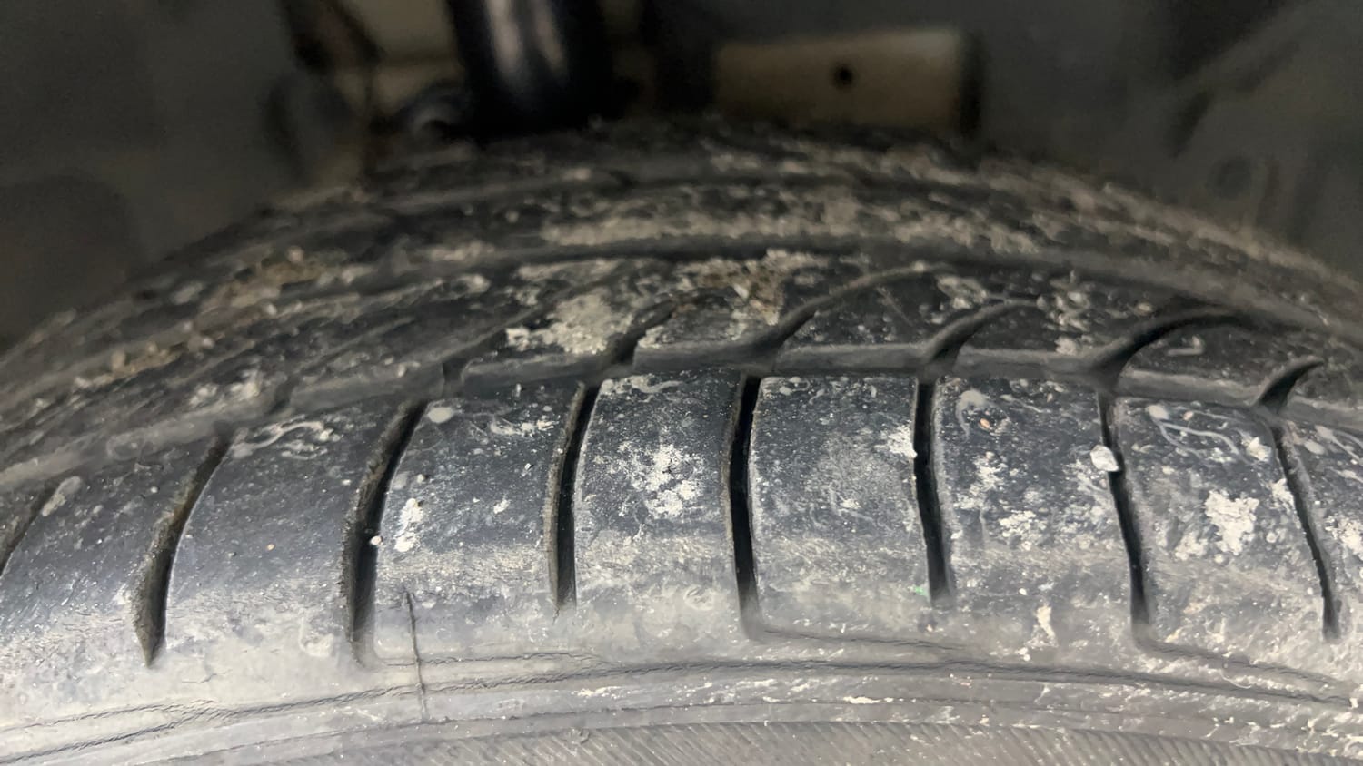 Used 2020 Ford EcoSport Titanium 1.5L TDCi Diesel Manual tyres RIGHT FRONT TYRE TREAD VIEW