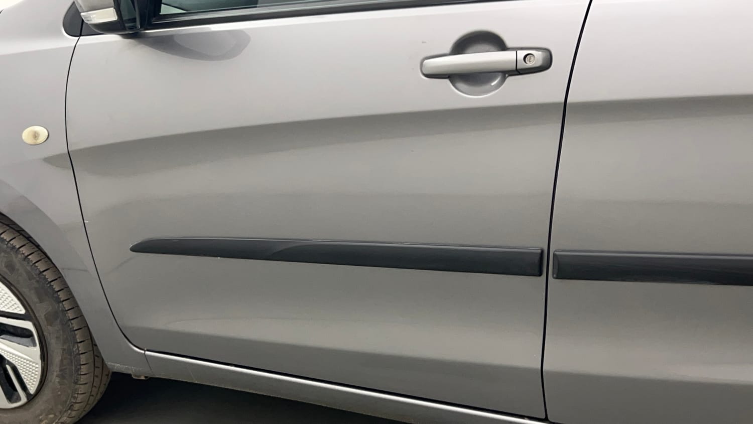Used 2014 Maruti Suzuki Celerio LXi Petrol Manual dents MINOR SCRATCH