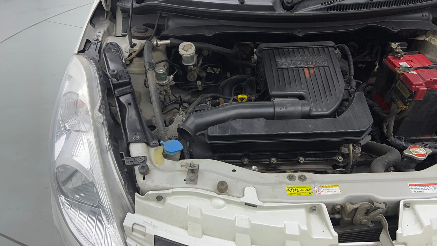 Used 2015 Maruti Suzuki Swift VXi Petrol Manual engine ENGINE RIGHT SIDE VIEW