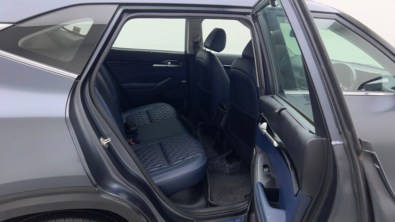 Used 2022 Kia Seltos X Line 1.4 DCT Petrol Automatic interior RIGHT SIDE REAR DOOR CABIN VIEW