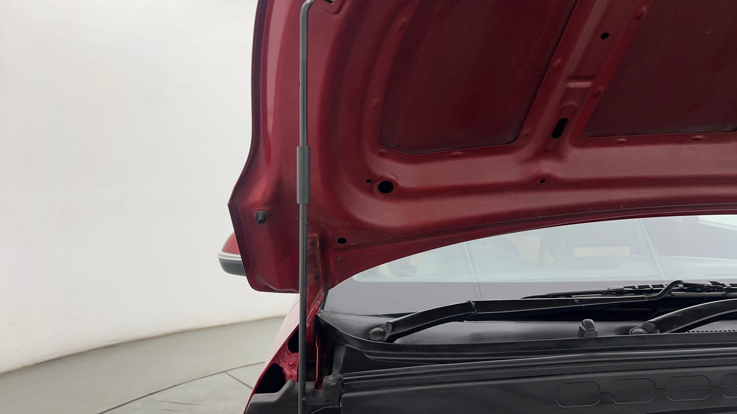 Used 2019 Hyundai Creta SX 1.6 Petrol Petrol Manual engine ENGINE RIGHT SIDE HINGE & APRON VIEW