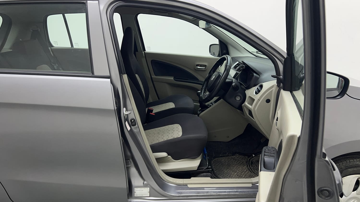 Used 2016 Maruti Suzuki Celerio VXi Petrol Manual interior RIGHT SIDE FRONT DOOR CABIN VIEW