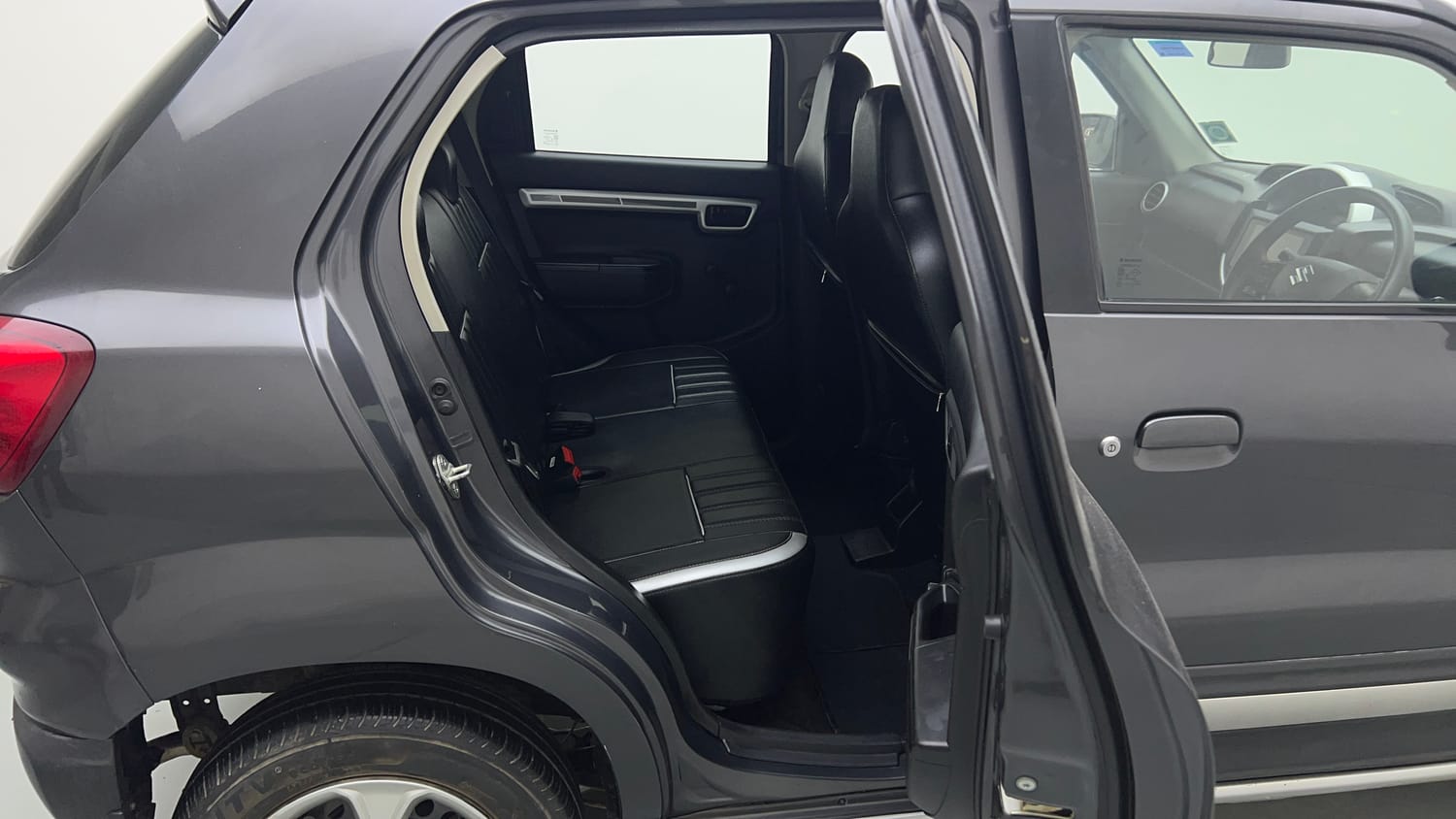 Used 2022 Maruti Suzuki S-Presso Vxi Plus Petrol Manual interior RIGHT SIDE REAR DOOR CABIN VIEW