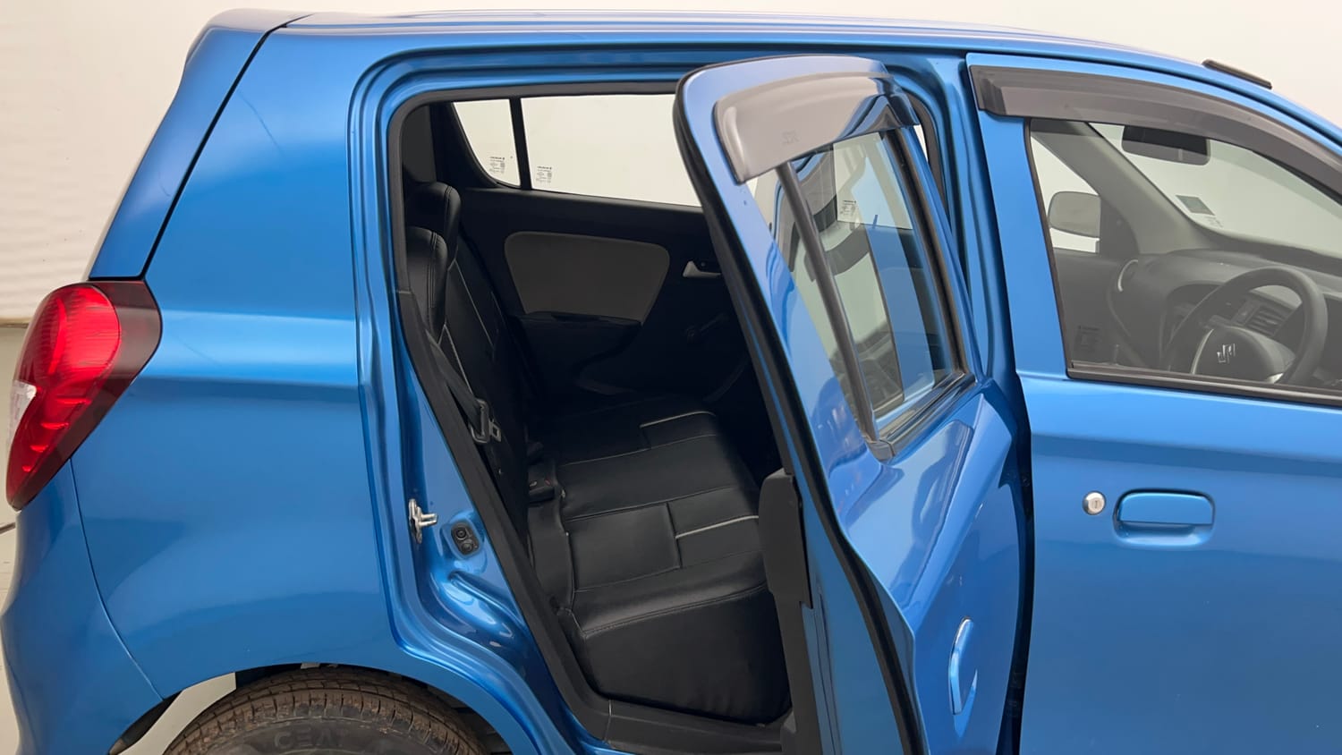 Used 2022 Maruti Suzuki Alto 800 LXi (O) Petrol Manual interior RIGHT SIDE REAR DOOR CABIN VIEW