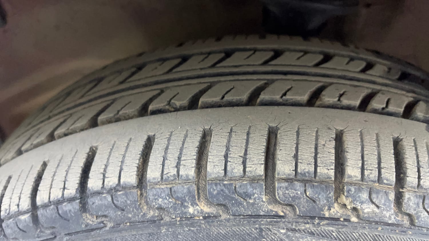 Used 2019 Maruti Suzuki Alto K10 VXi Petrol Manual tyres LEFT FRONT TYRE TREAD VIEW
