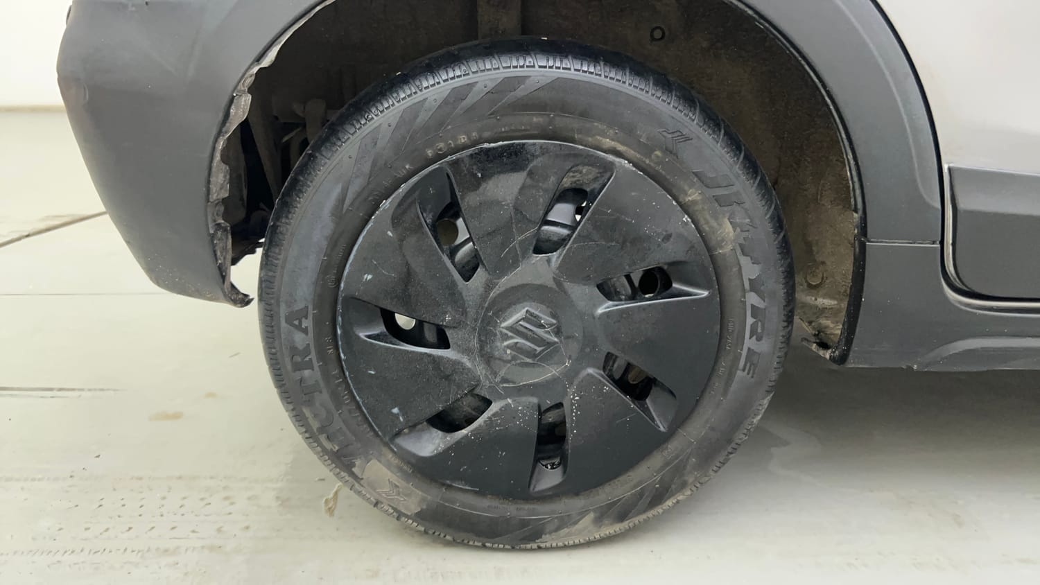 Used 2018 Maruti Suzuki Celerio X Zxi AMT Petrol Automatic tyres RIGHT REAR TYRE RIM VIEW