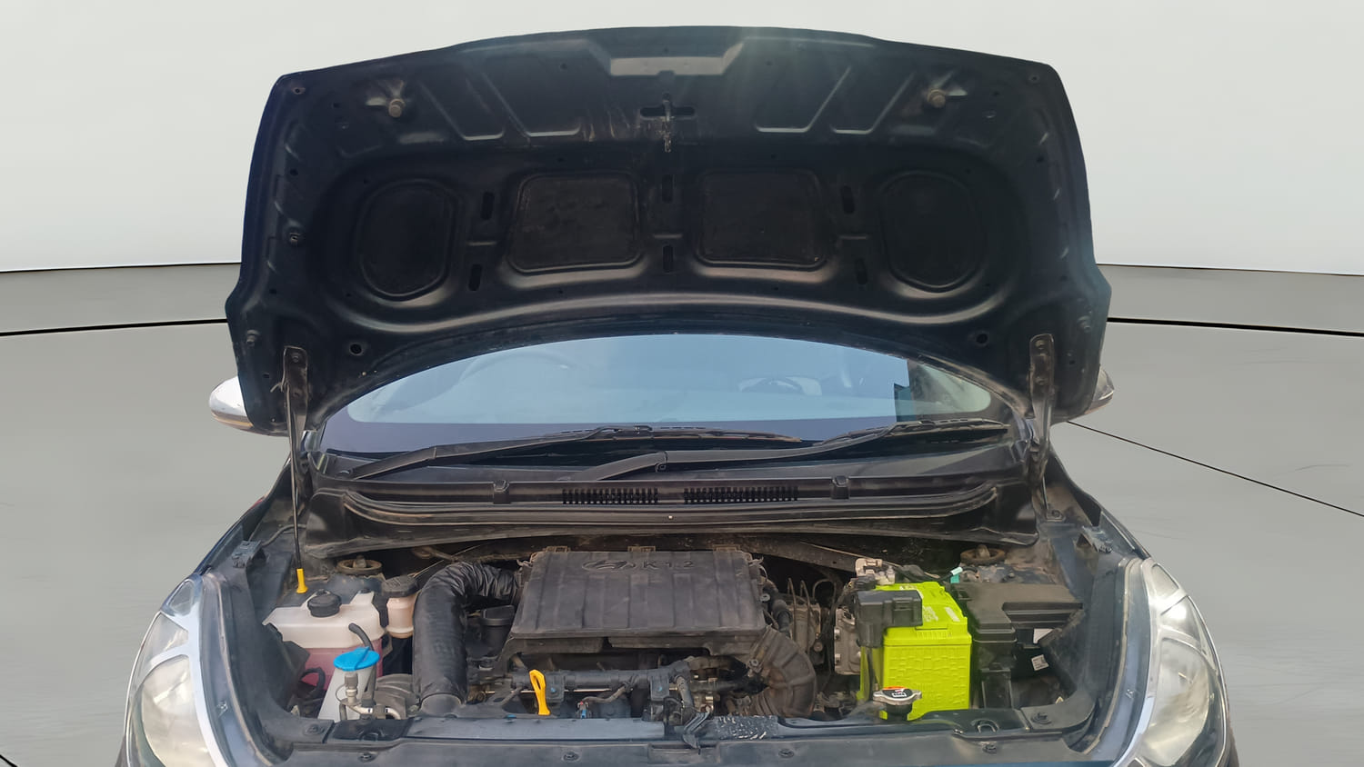 Used 2021 Hyundai Grand i10 Nios Sportz 1.2 Kappa VTVT Petrol Manual engine ENGINE & BONNET OPEN FRONT VIEW