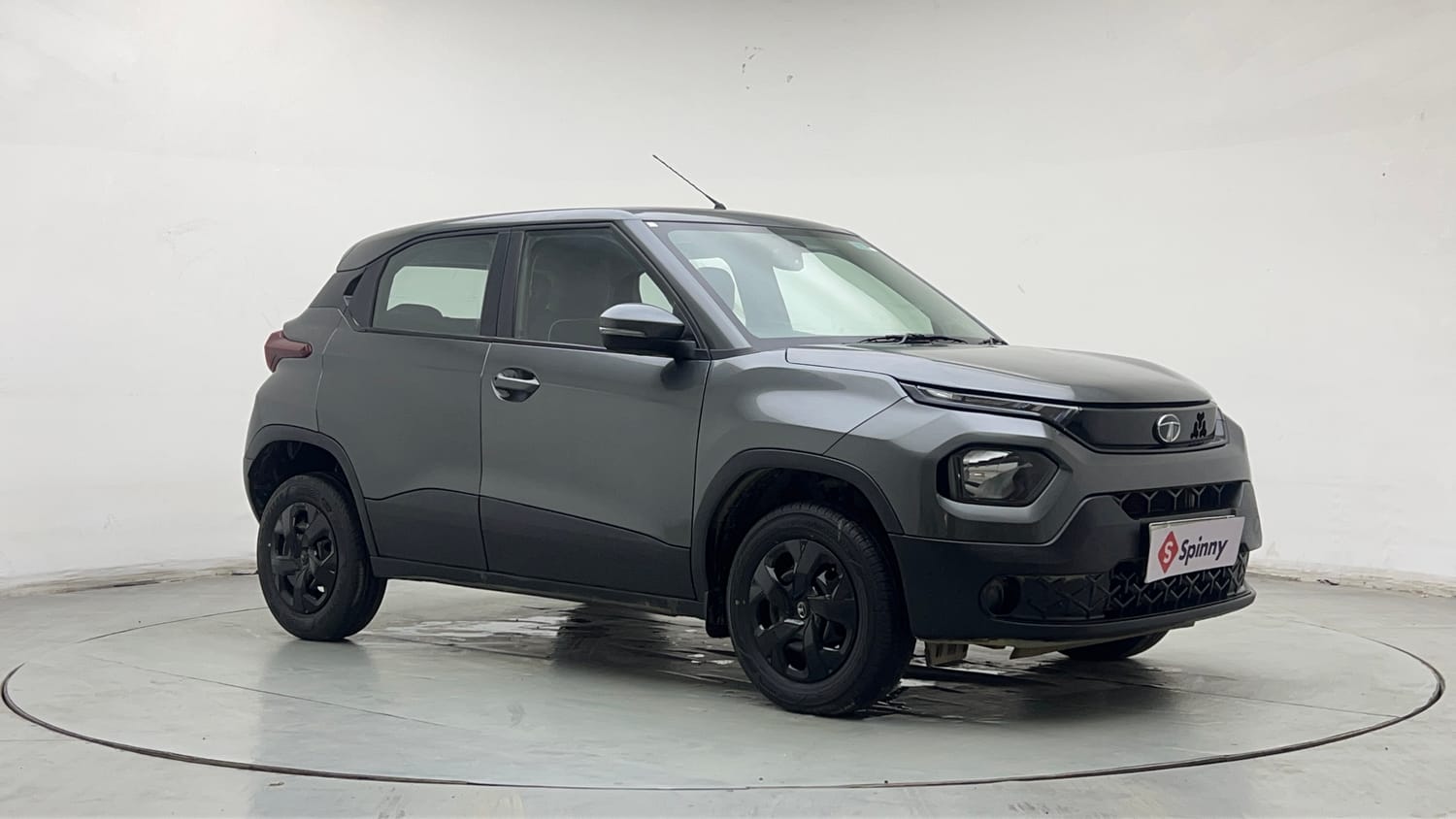 Used 2022 Tata Punch Adventure MT Petrol Manual exterior RIGHT FRONT CORNER VIEW