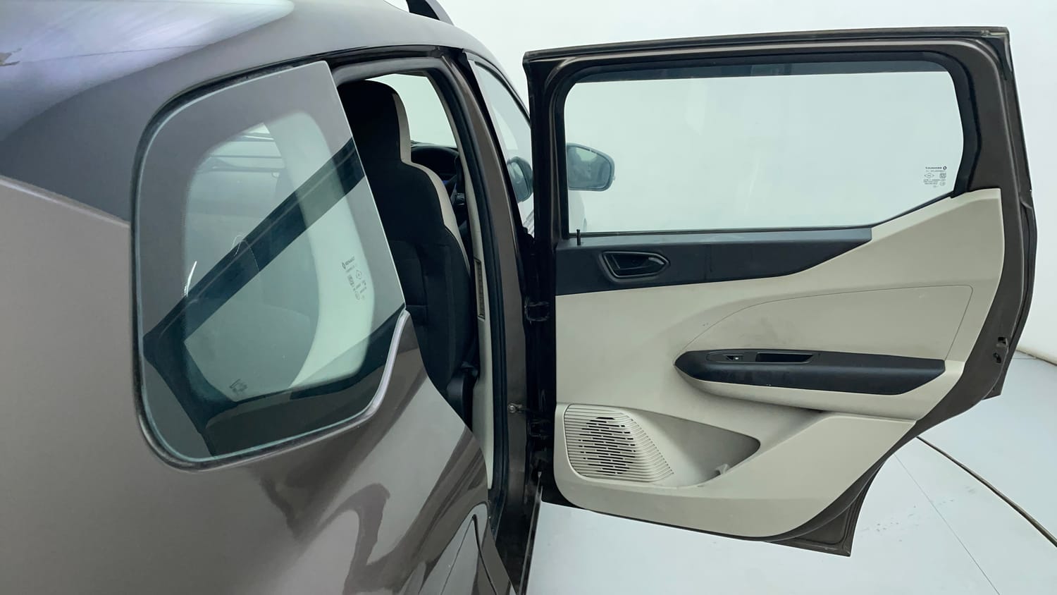 Used 2022 Renault Triber RXT Petrol Manual interior RIGHT REAR DOOR OPEN VIEW