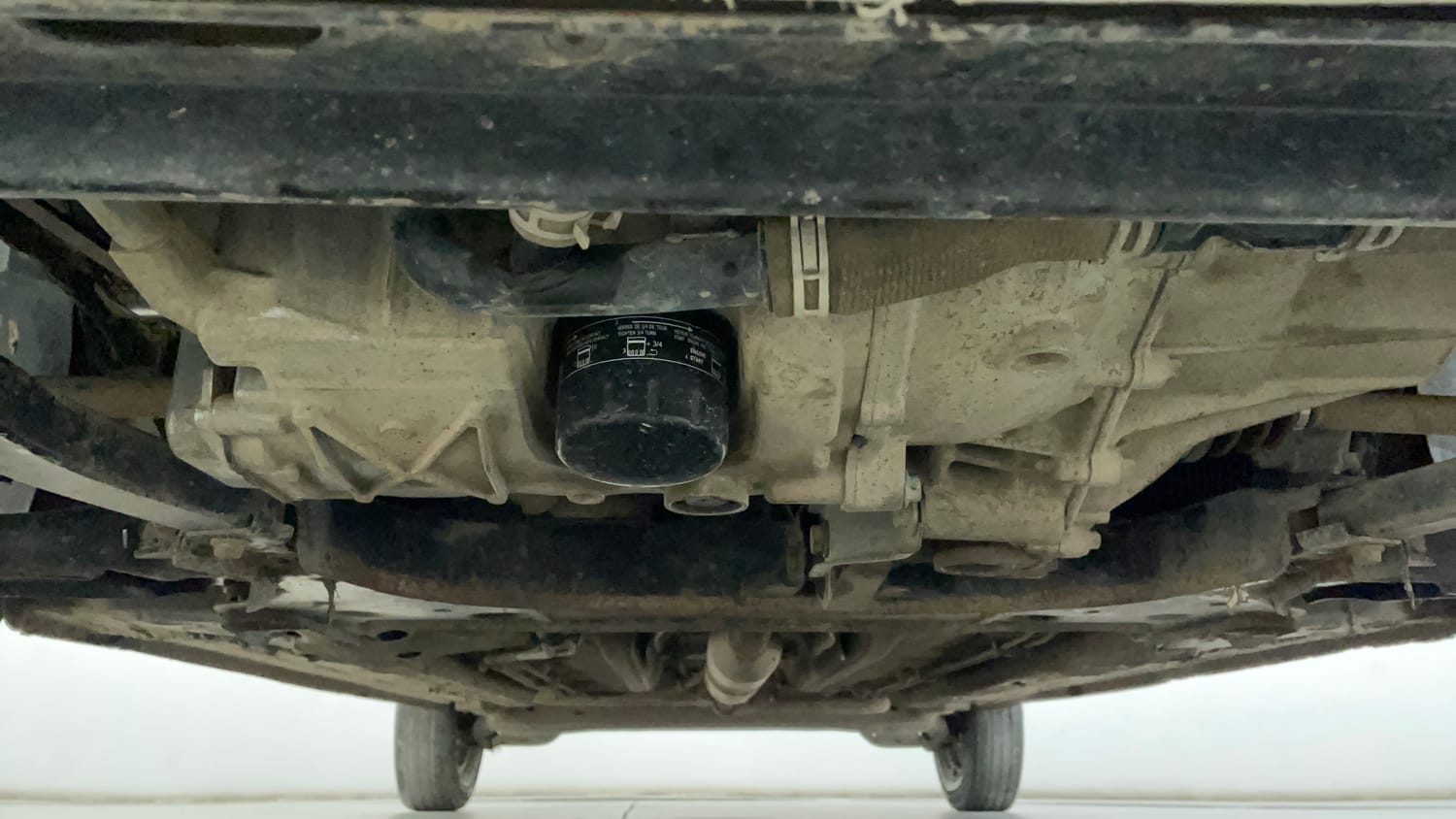 Used 2022 Renault Triber RXT Petrol Manual extra FRONT LEFT UNDERBODY VIEW