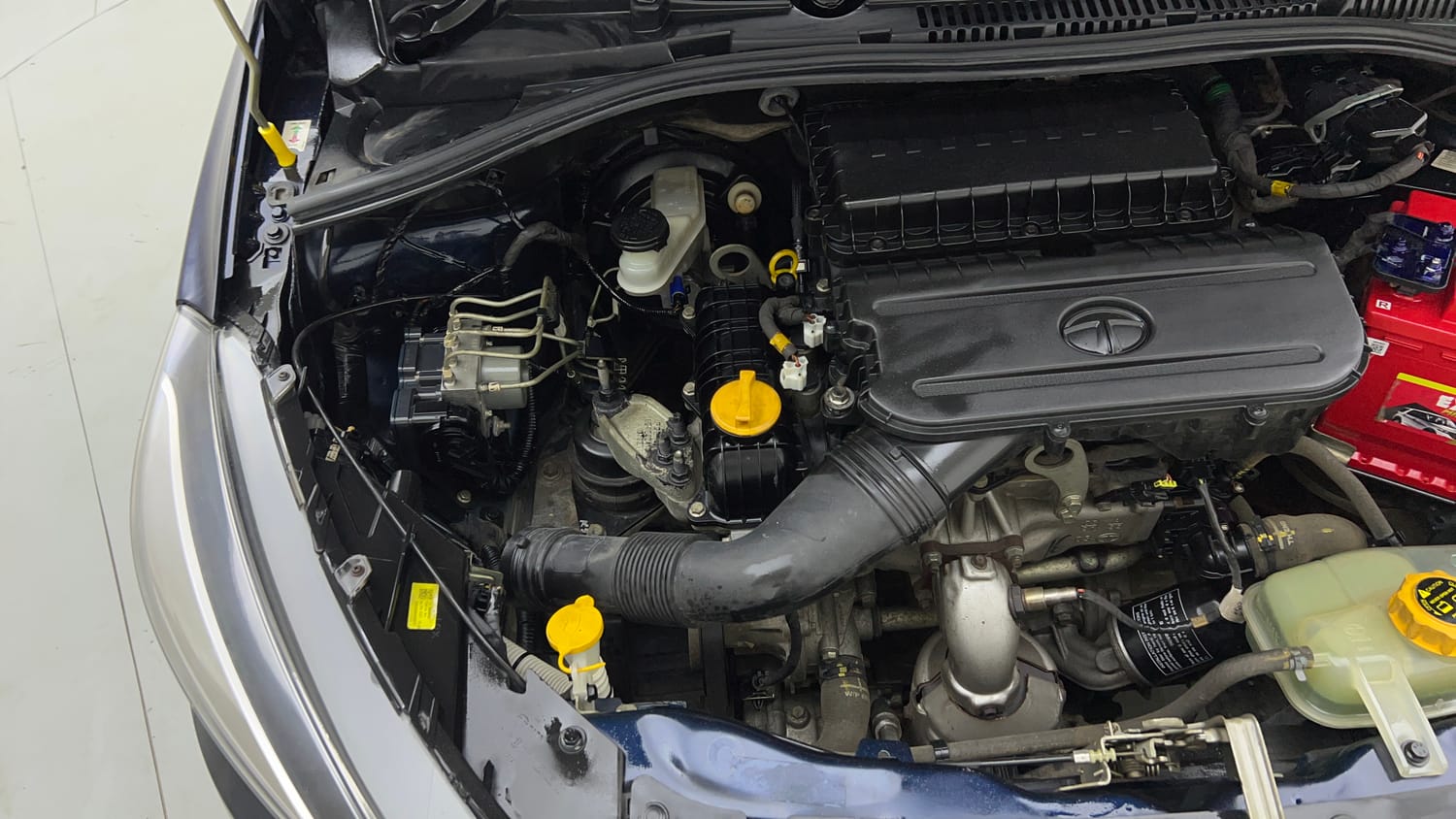 Used 2021 Tata Tigor XZ Plus Petrol Manual engine ENGINE RIGHT SIDE VIEW