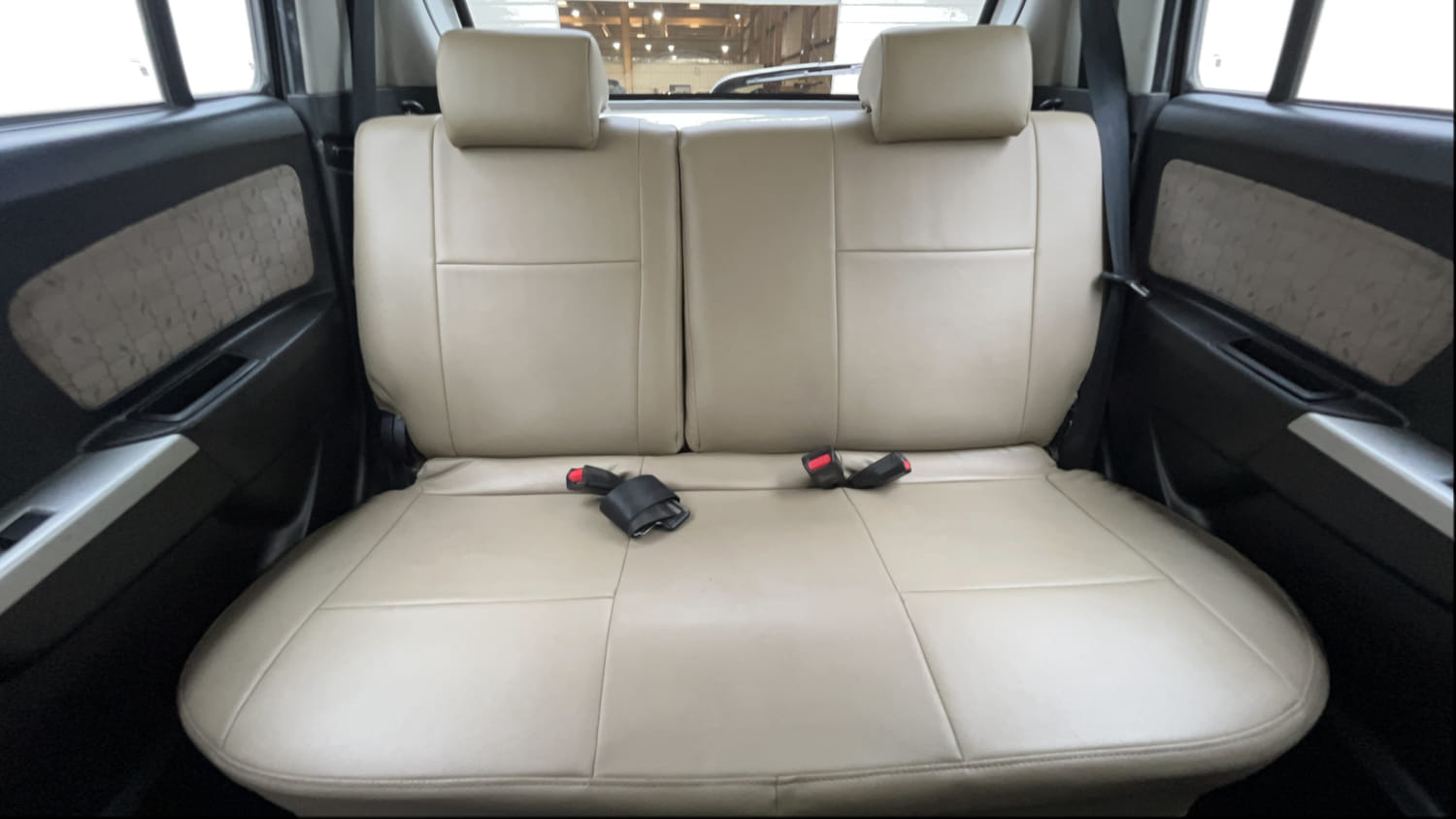 Used 2014 Maruti Suzuki Wagon R VXI Petrol Manual interior REAR SEAT CONDITION VIEW