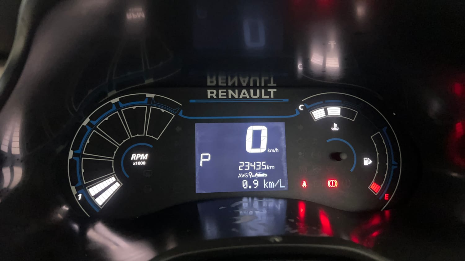Used 2021 Renault Kiger RXT Turbo CVT Petrol Automatic interior CLUSTERMETER VIEW