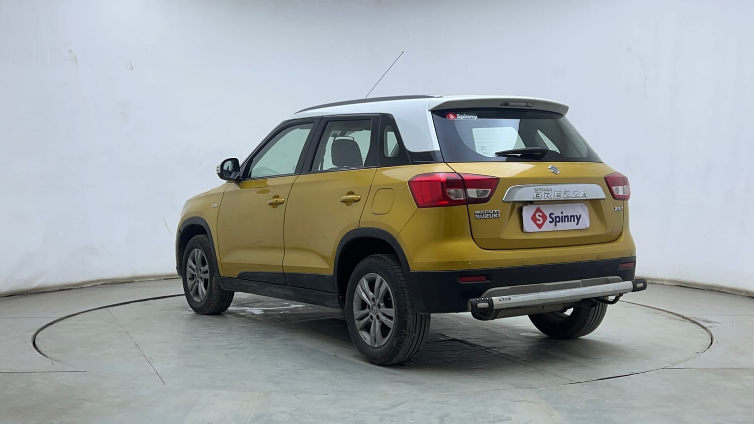 Used 2017 Maruti Suzuki Vitara Brezza [2016-2020] ZDi Plus Diesel Manual exterior LEFT REAR CORNER VIEW